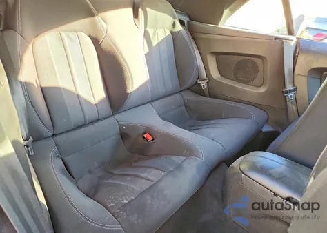 2019 Ford Mustang z USA, uszkodzony, nr VIN 1FATP8UHXK5144111